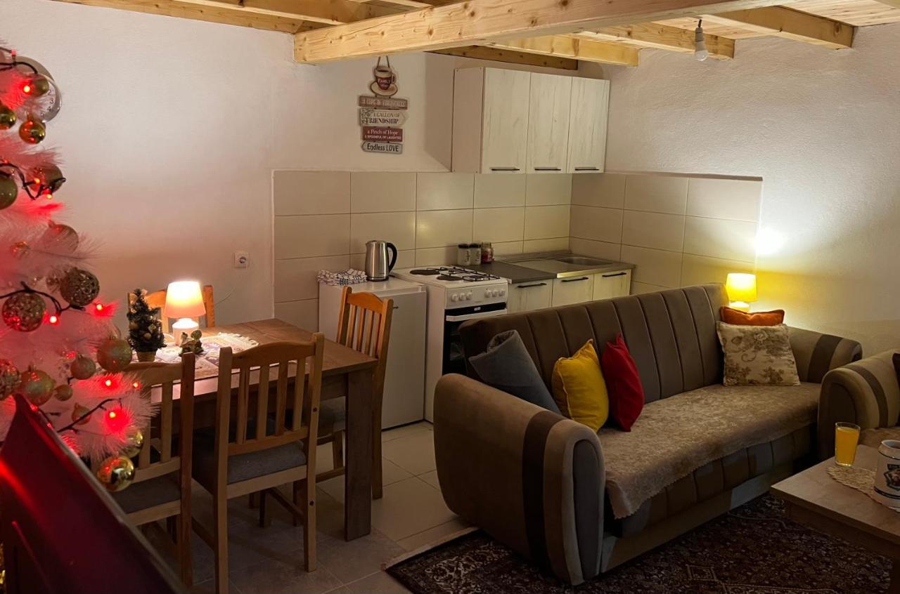 Laf Guest House Kolašin Екстериор снимка